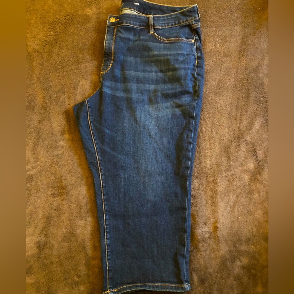 St. John’s Bay Capris